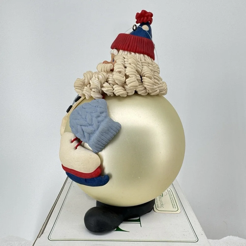 Vintage Department 56 Ice Skating Santa Ornament Knit Cap‎ Holiday Christmas